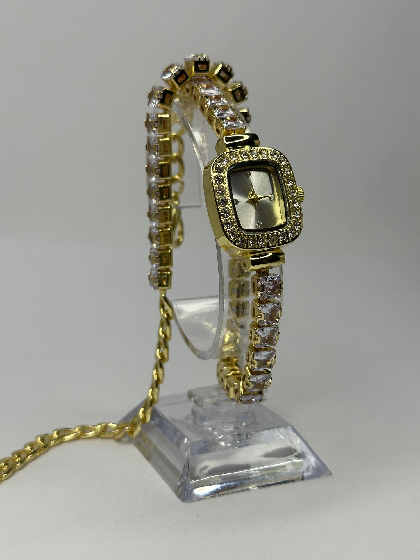 ÖYKÜM SAAT - SU YOLU DOLAMALI 1